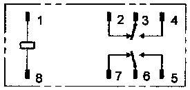 Schema elettrico di un sistema con otto componenti numerati: interruttori, conduttori e connessioni.
