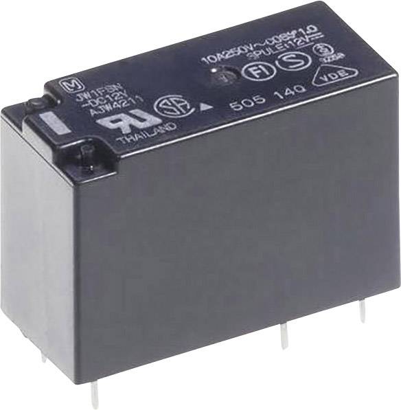 Relè nero con etichettatura bianca, mostra specifiche tecniche e certificazioni, utilizzato per circuiti elettrici.