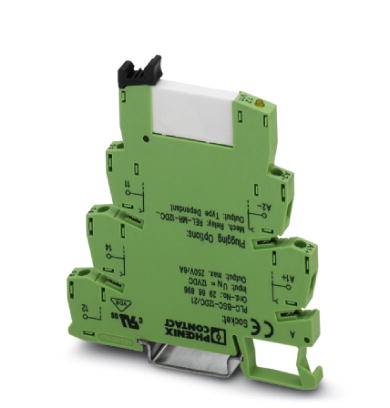 Componente elettronica verde per montaggio su guida DIN, contrassegnata con loghi e specifiche tecniche, utilizzata in quadri elettrici.