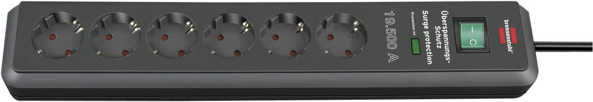 Una multipresa nera con sei prese e un interruttore verde on/off, idonea per spine Schuko.