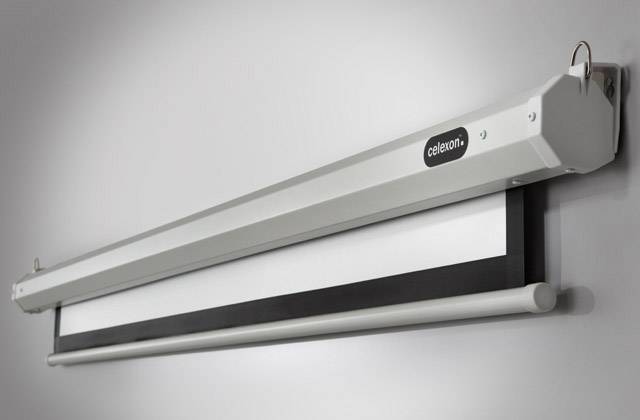 Schermo con cornice in metallo per montaggio a parete, parzialmente srotolato. Nome del marchio 'celexon' visibile. Adatto per presentazioni.