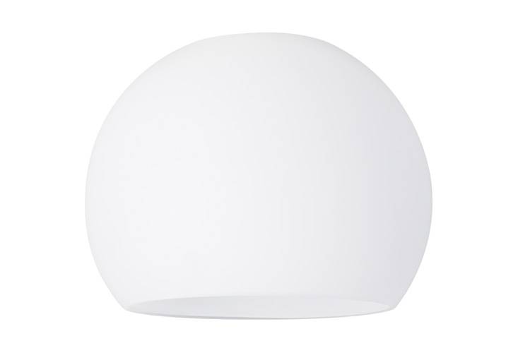 Una lampada semplice, bianca, a forma di emisfero, con un design a superficie liscia, fissata a una parete o al soffitto.