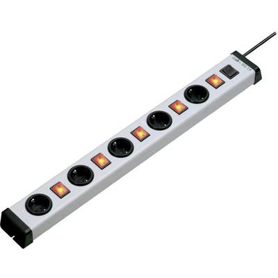 Una presa multipla argentata con sei slot, interruttori e cavo di alimentazione. Ogni presa è dotata di un interruttore illuminato.