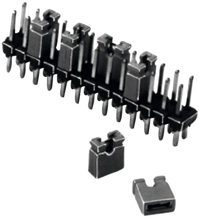 Connettore con più pin e due coperture in plastica separate.