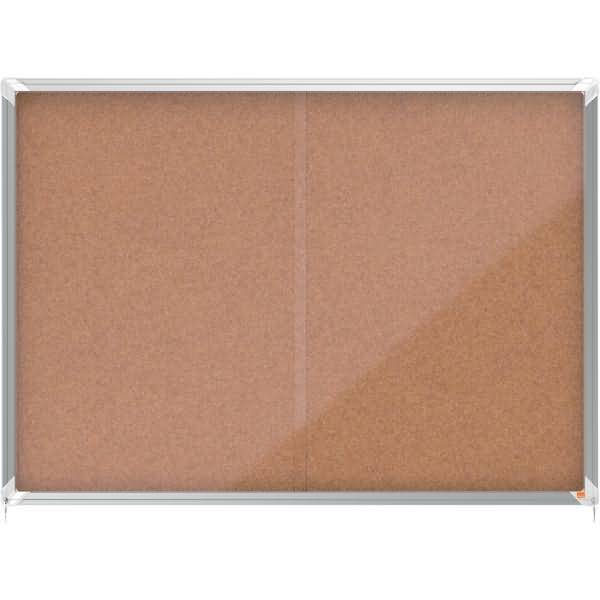 Nobo Bacheca per interni-fondo in sughero 18xA4 anta scorrevole (Nobo 1902575 Premium Plus Cork Lockable Notice Board 18-1