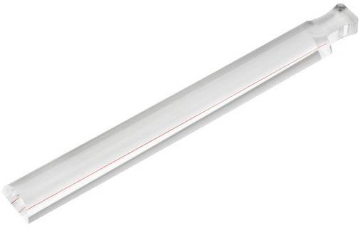 Un lungo bastone di plastica trasparente con un raggio laser rosso al suo interno.