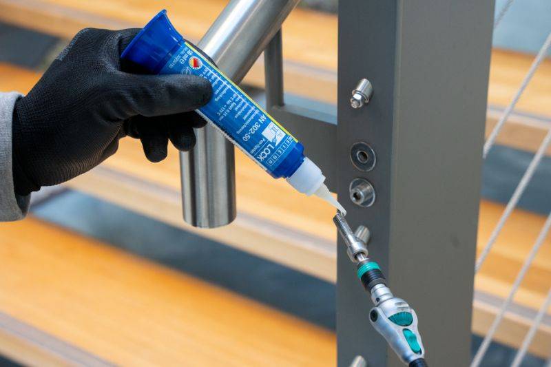 Sigillanti per viti e filetti WEICON 30250020 WEICONLOCK® AN 302-50 20 ml Locking of Threads&Stud Bolts-1
