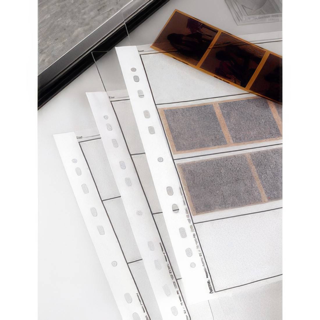 Hama Negative sleeves 60 70 mm Glassine matt 4 fogli 60 x 70 mm 100 fogli 260 mm 310 mm Cornice/album A4 4 00002259-0