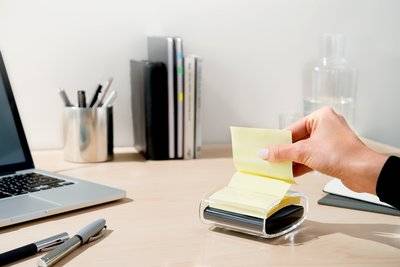 3M 7100039516 pouch autoadesiva Quadrato Giallo 90 fogli Autoadesivo (Dispenser for Z-Notes 1 Z-Notes 76x7)-3