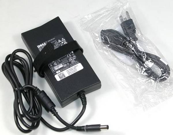 Dell JU012 AC Adapter. 130W. 19.5V. 3