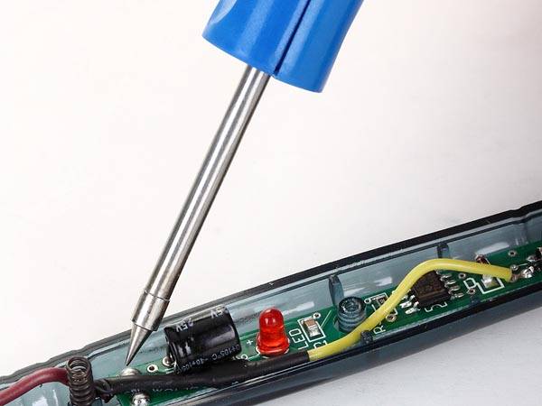 Taglia polistirolo 3 in 1 con alimentatore di rete-3
