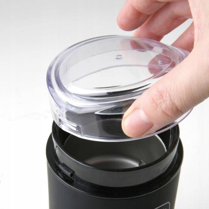Macchina per caffè espresso Black+Decker BXCG150E-4