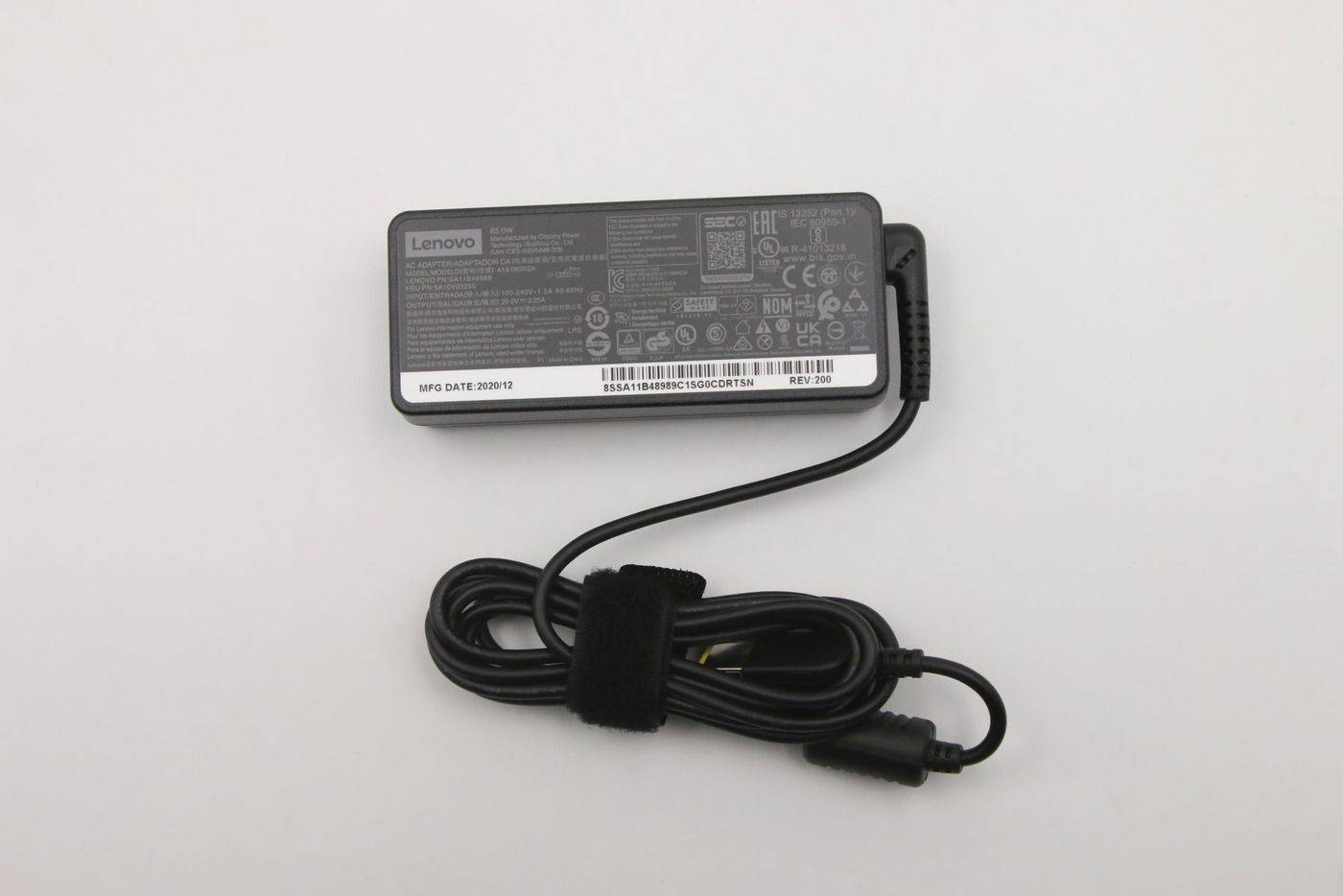 Lenovo 5A10V03250 65W AC adapter with Rectangle-0