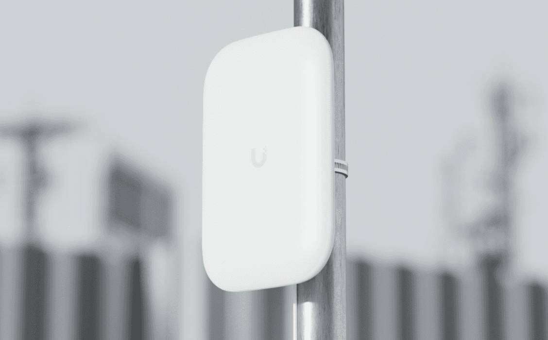 UbiQuiti UACC-UK-ULTRA-PANEL-ANTENNA-2