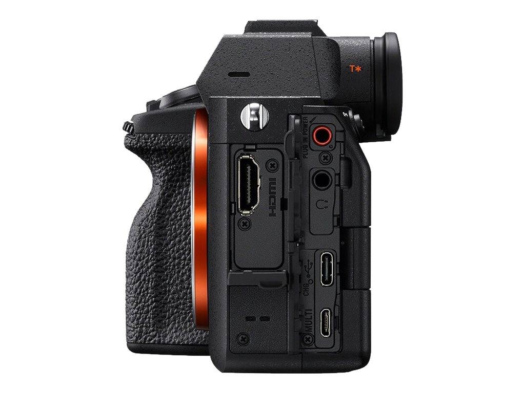 Mirrorless Digital Camera 33MP Full-Frame con ottica 28-70mm f/3.5-5.6 OSS-1