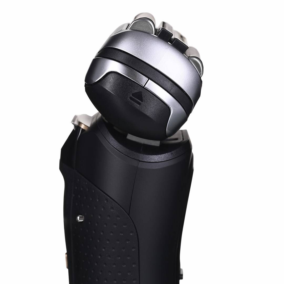 Braun Series 9 Pro+ 9590cc Wet & Dry Rasoio Trimmer Nero-2