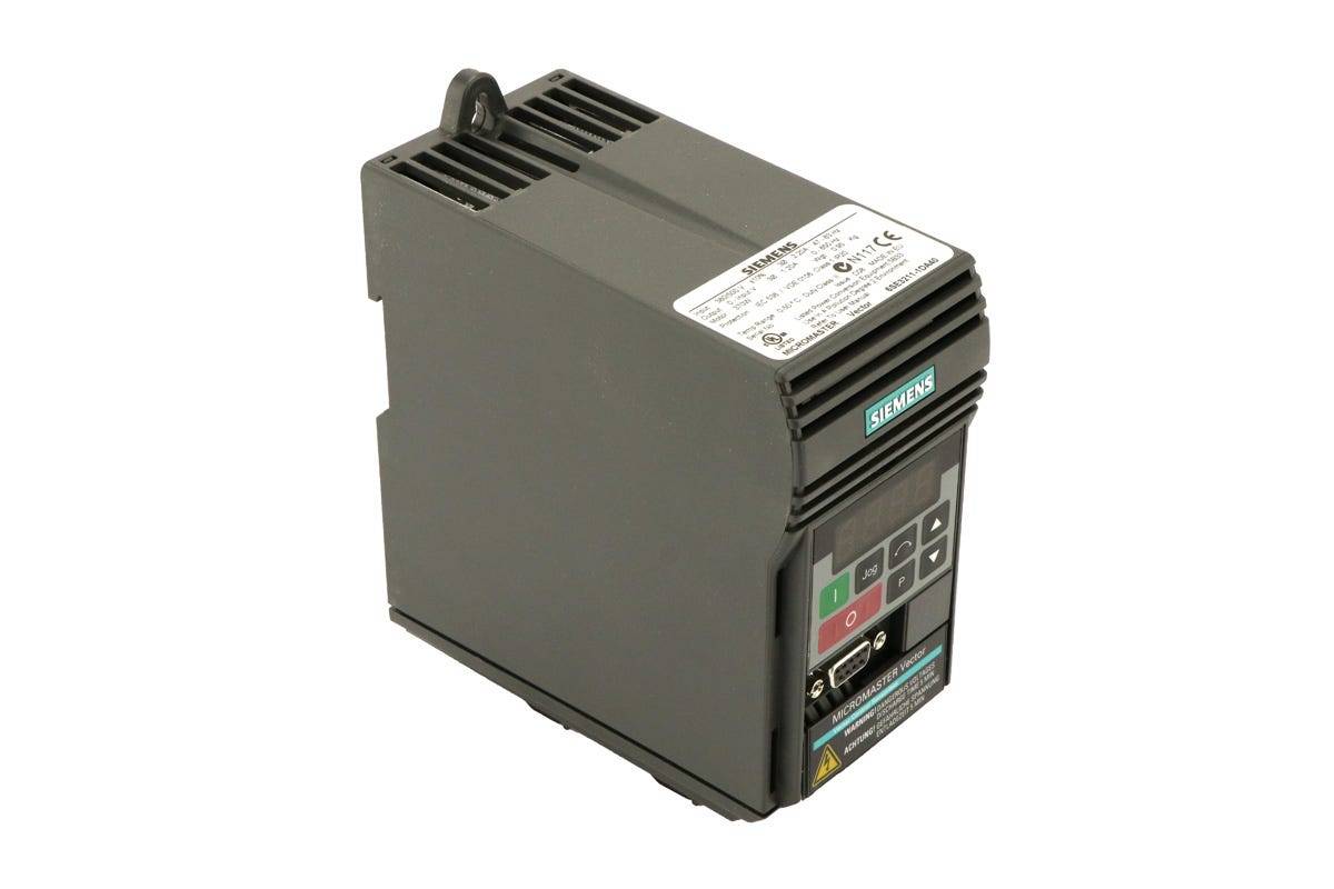 Siemens - 6SE3211-1DA40 - MICROMASTER VECTOR MMV37/3 UNFILTERED 3AC 380-500V +/-10% 50-1
