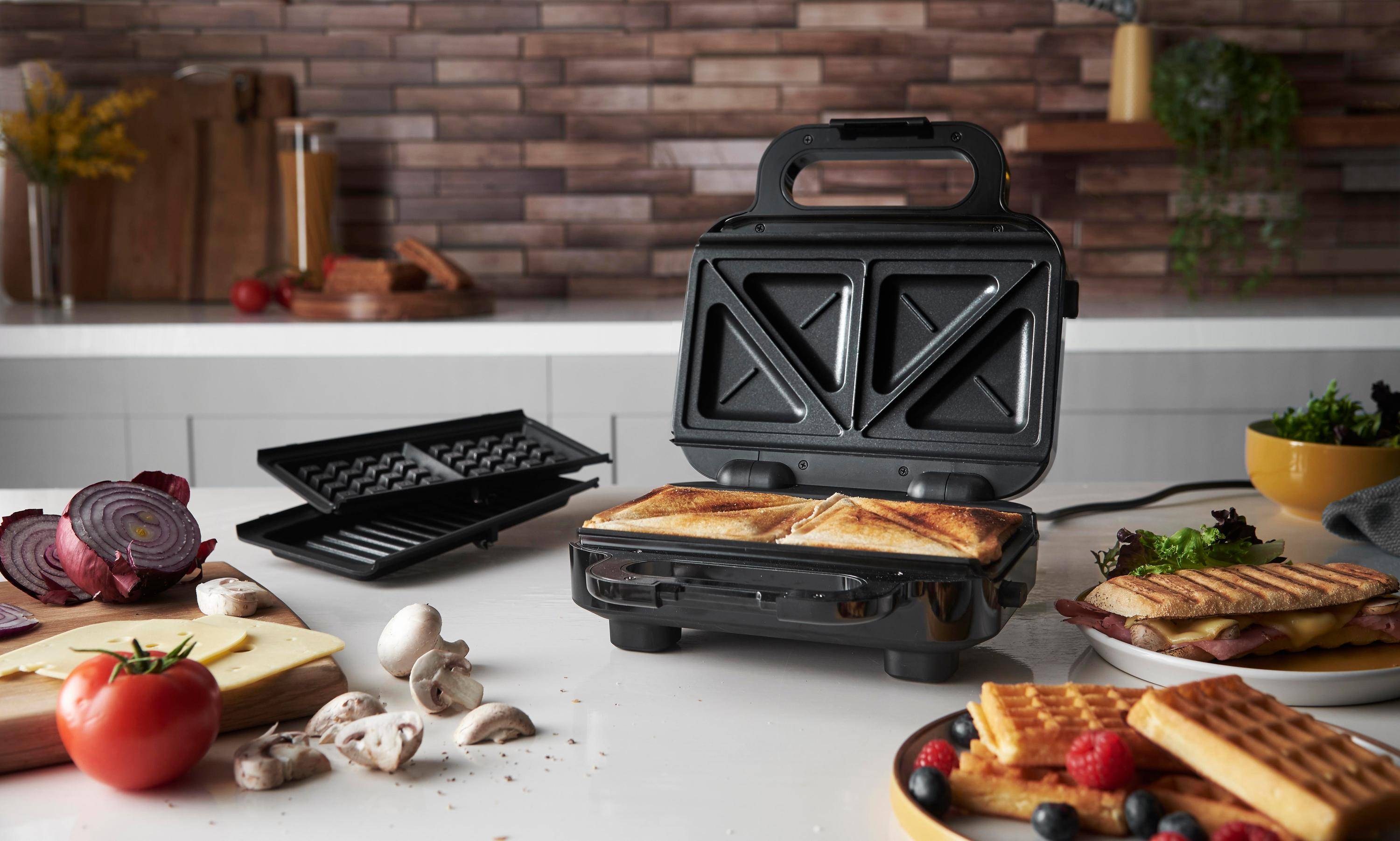 Russell Hobbs Sandwich Waffle Maker 3-in-1 3in1 nero argento 26810-56 2681056 (2-1