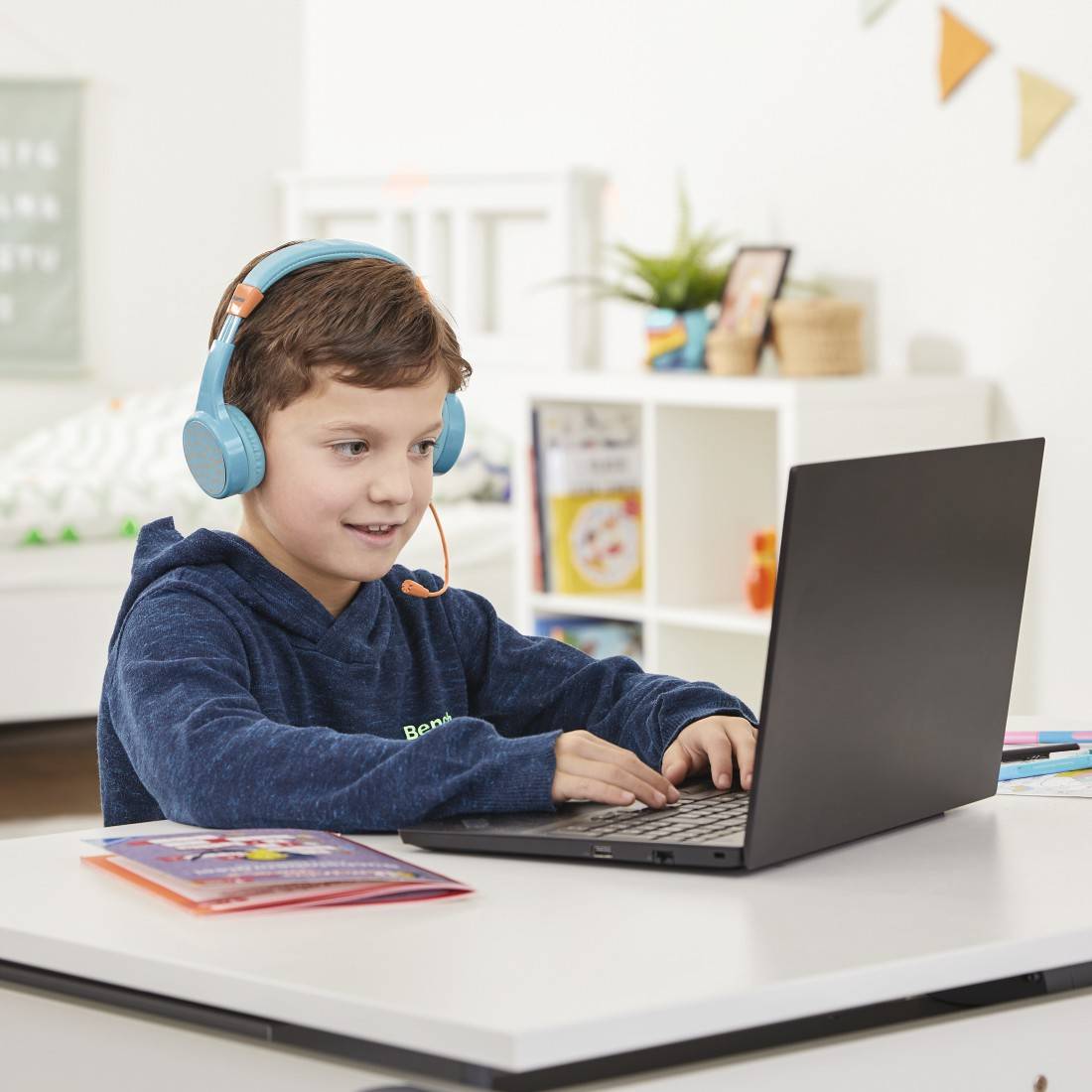 Hama Bluetooth®-Kinderkopfhörer Teens Guard II, On-Ear, Lautstärkebegrenz., BL (00184182)-0