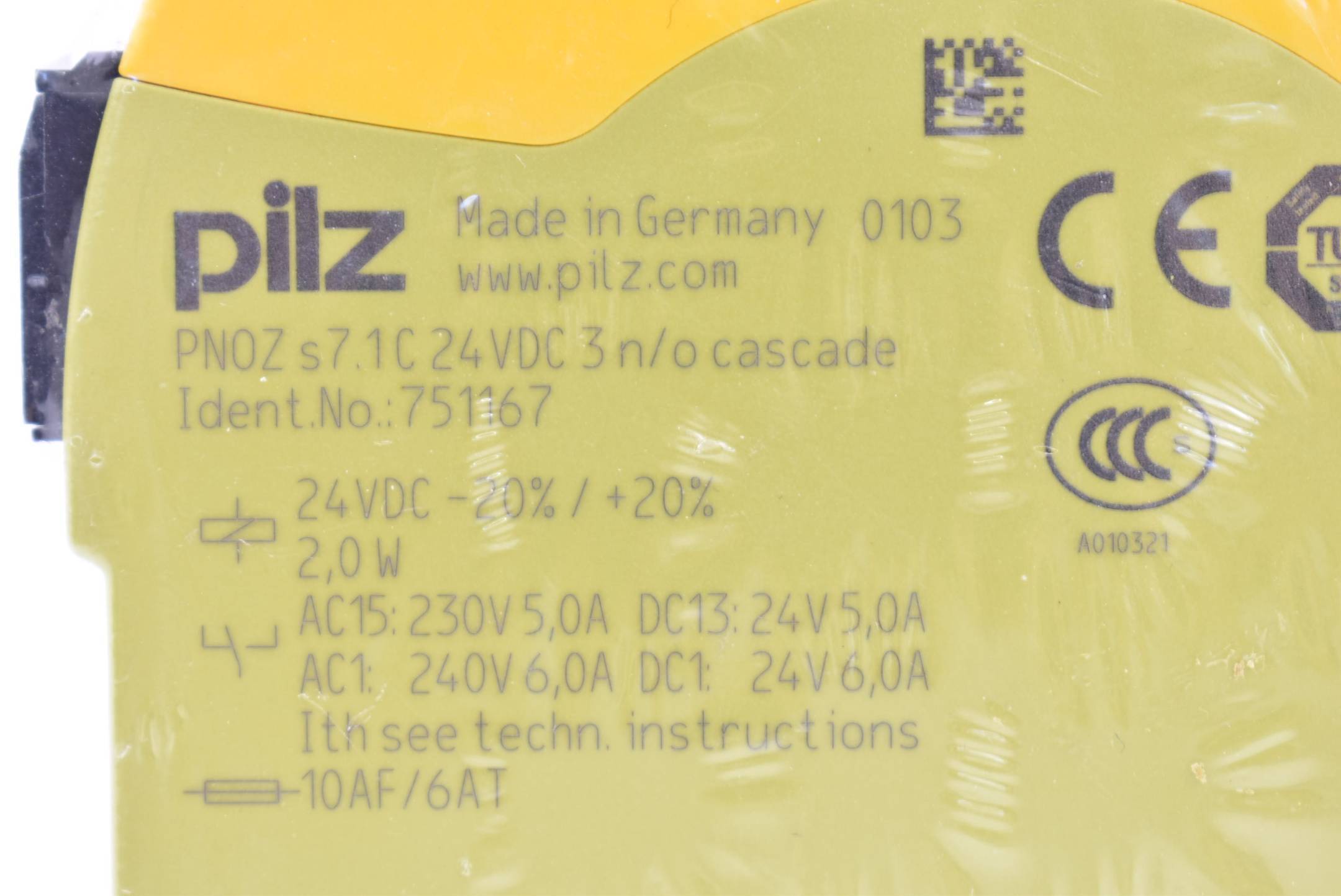 PILZ - 751167 - PNOZ s7.1 C 24VDC 3 n/o cascade PNO-2
