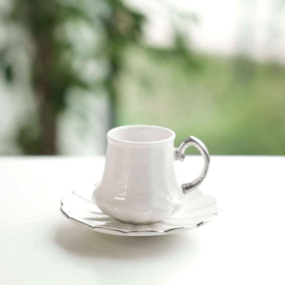 Elegante set di 12 tazze da caffè in porcellana - bianco e argento, 100 ml-2