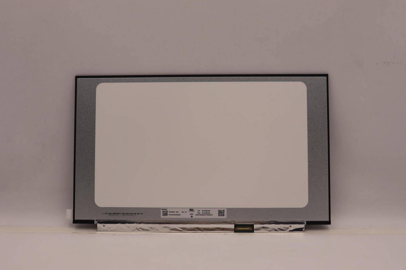 15.6-inch WXGA HD LCD LED - display - Warranty: 3M-1