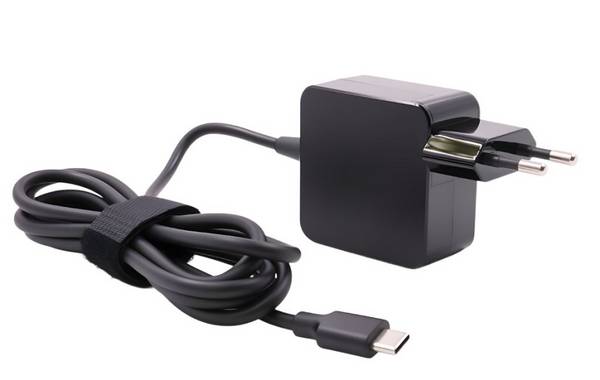 CoreParts MSPT2125 USB-C Power Adapter