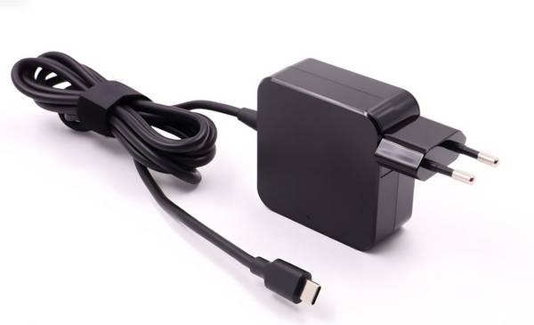 CoreParts MBXUSBC-AC0005 USB-C Power Adapter
