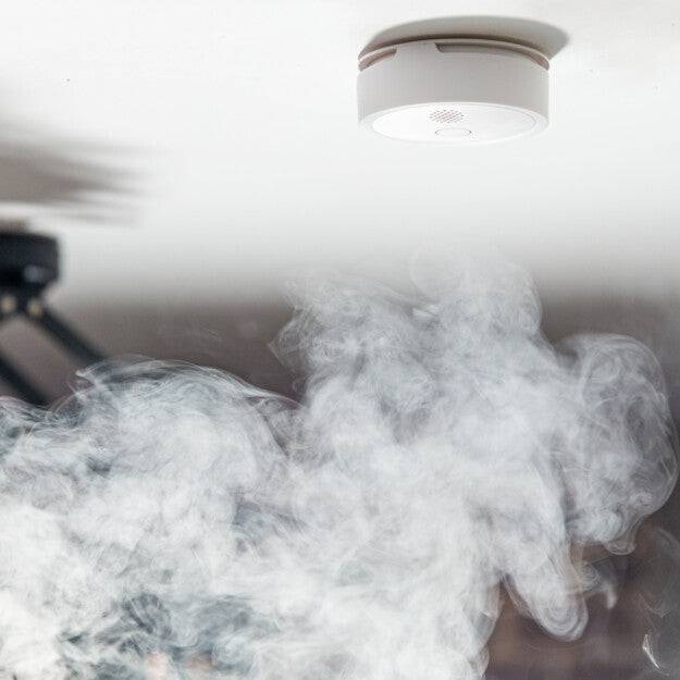 Shelly Plus Smoke Alarm Rilevatore di Fumo Smart Wi-Fi con Allarme Sonoro e Notifiche in Tempo Reale-2