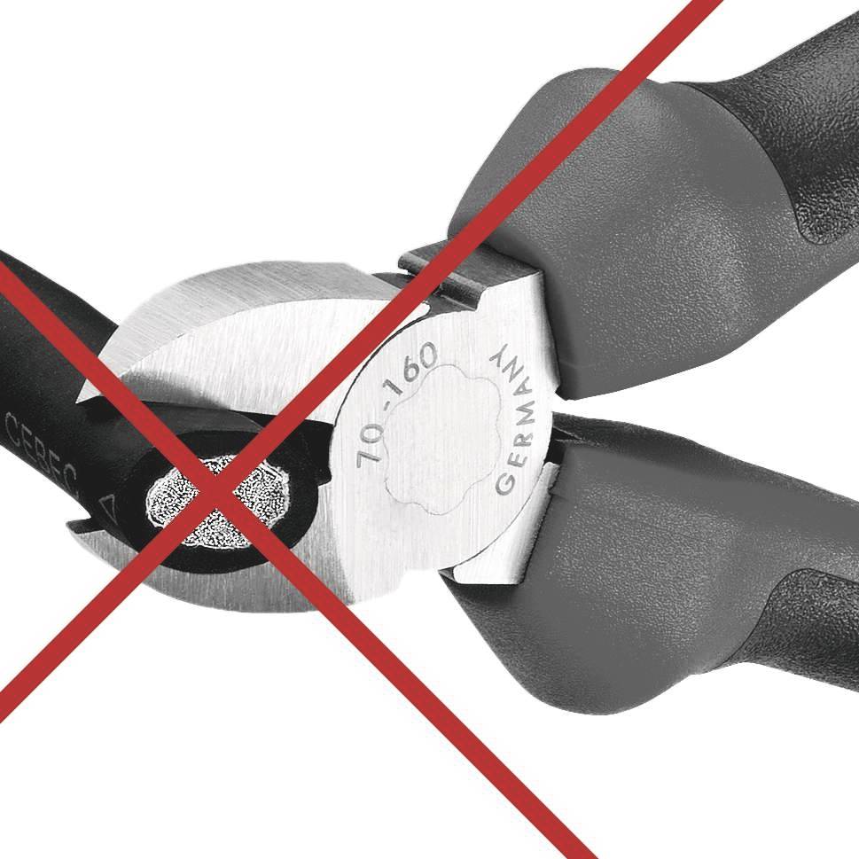 Tang snijdt metalen voorwerp, diagonaal doorkruist met rode X, symboliseert verboden of ongeschikte gebruik.