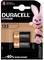 Twee Duracell-lithiumbatterijen in een blisterverpakking, vergezeld van een roze haas met een trommel. Opschrift: 'Tot 40% meer vermogen'.
