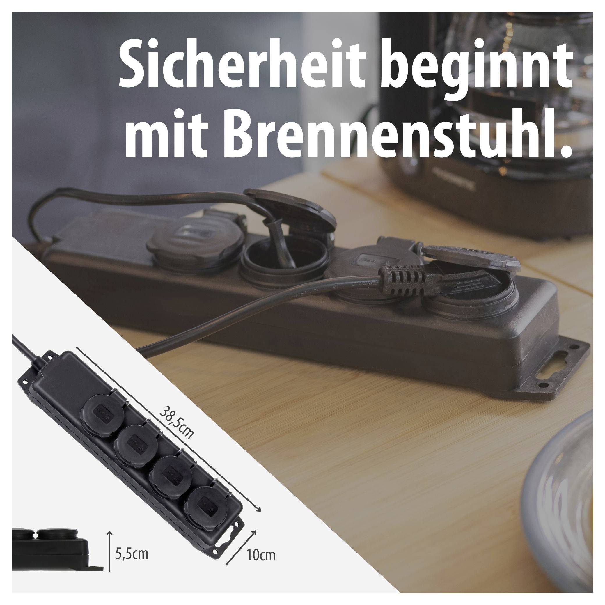 Meervoudige stopcontact Brennstuhl op tafel; opdruk 'Veiligheid begint met Brennstuhl.' en afmetingen 38,5 cm en 10 cm.