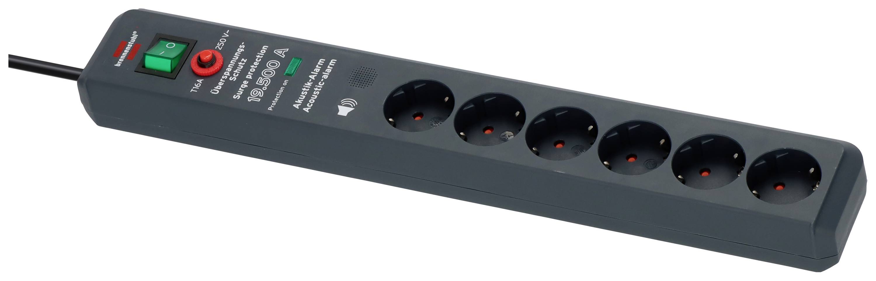 Zesdelige stekkerdoos met overspanningsbeveiliging, zwarte behuizing, rode hoofdschakelaar en groene LED-indicator aan de linkerkant.