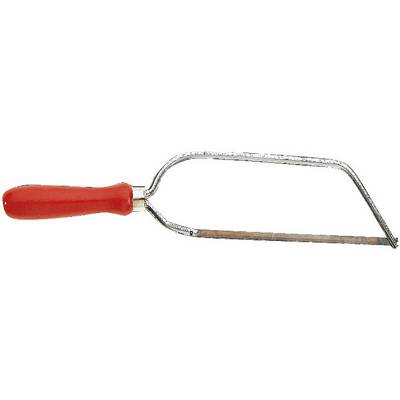 Metaalzaag met rode handgreep en metalen boogframe.