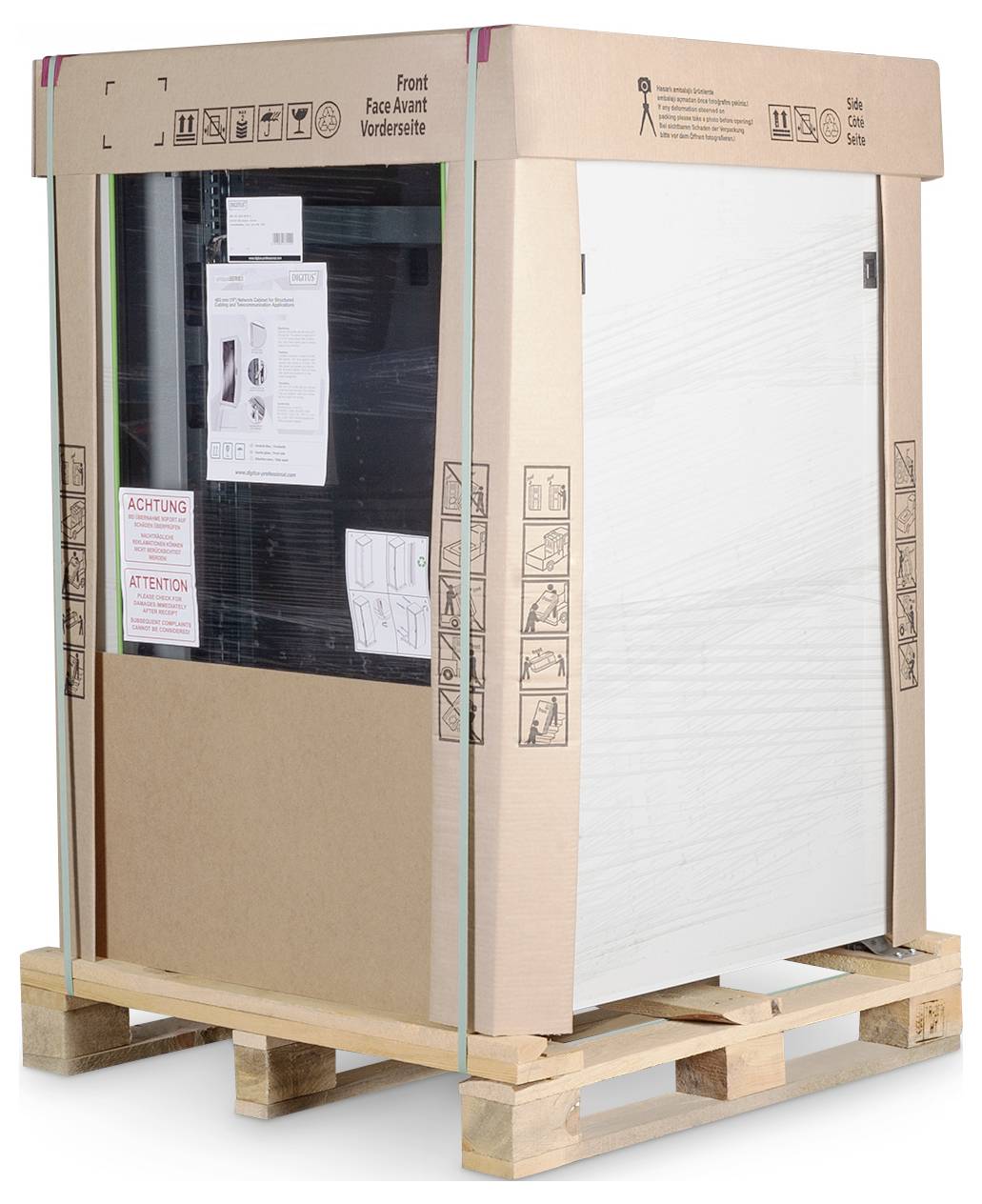 Een grote, rechthoekige verpakking op een pallet. Op de voorkant zijn symbolen en waarschuwingen gedrukt.