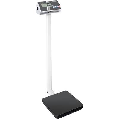 Digitale personenweegschaal met standaard, zwart platform en display. Aanduiding voor gewicht in kilogrammen, toetsen voor bedieningspaneel.