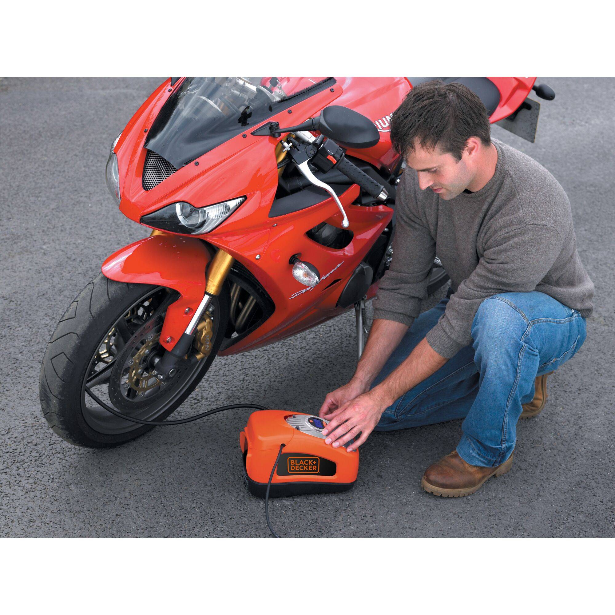 Black & Decker ASI300-QS Compressor 11 bar Dubbele kop, Digitaal display, Automatische afschakeling-19