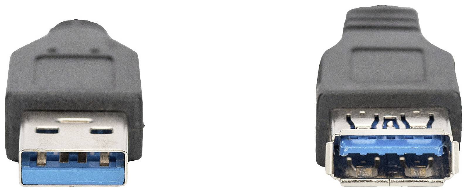 Twee USB 3.0-stekkers en -aansluitingen close-up. Links een USB-stekker, rechts een USB-aansluiting. Beide zijn zwart met blauwe binnenkanten.