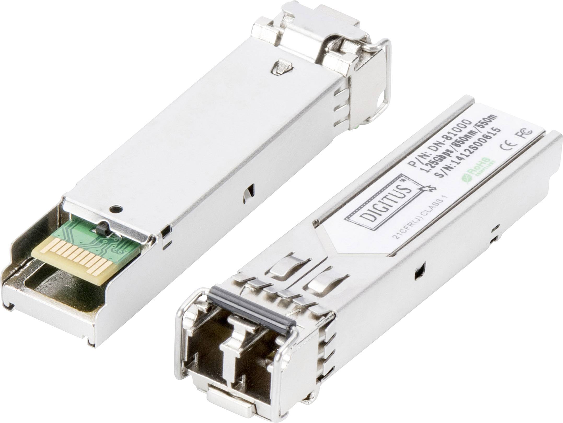 Twee SFP-modules voor glasvezelverbinding. Eén toont de elektrische aansluiting, de andere het etiket met technische specificaties.