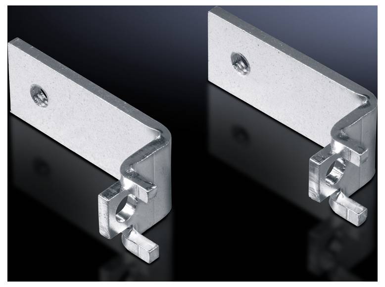 Twee zilveren metalen beugels met een rechthoekige vorm op een zwarte achtergrond. Ze zijn parallel aan elkaar geplaatst.