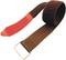 Bruine klittenband riem met rood uiteinde en metalen gesp, opgerold.