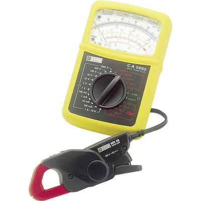 Een gele analoge multimeter met schaal en draaiknop. Op de voorgrond is een zwarte stroomtang zichtbaar.