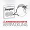 'Kindveilige verpakking: Schaar snijdt verpakking met twee knoopcellen van Energizer.'
