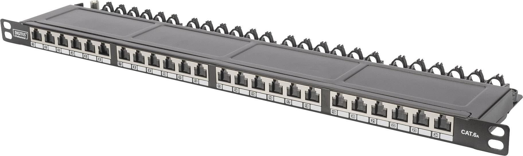 Patchpanel met 24 Ethernet-aansluitingen voor netwerkbekabeling, geschikt voor Cat 6A-kabels, gemonteerd in een rack.