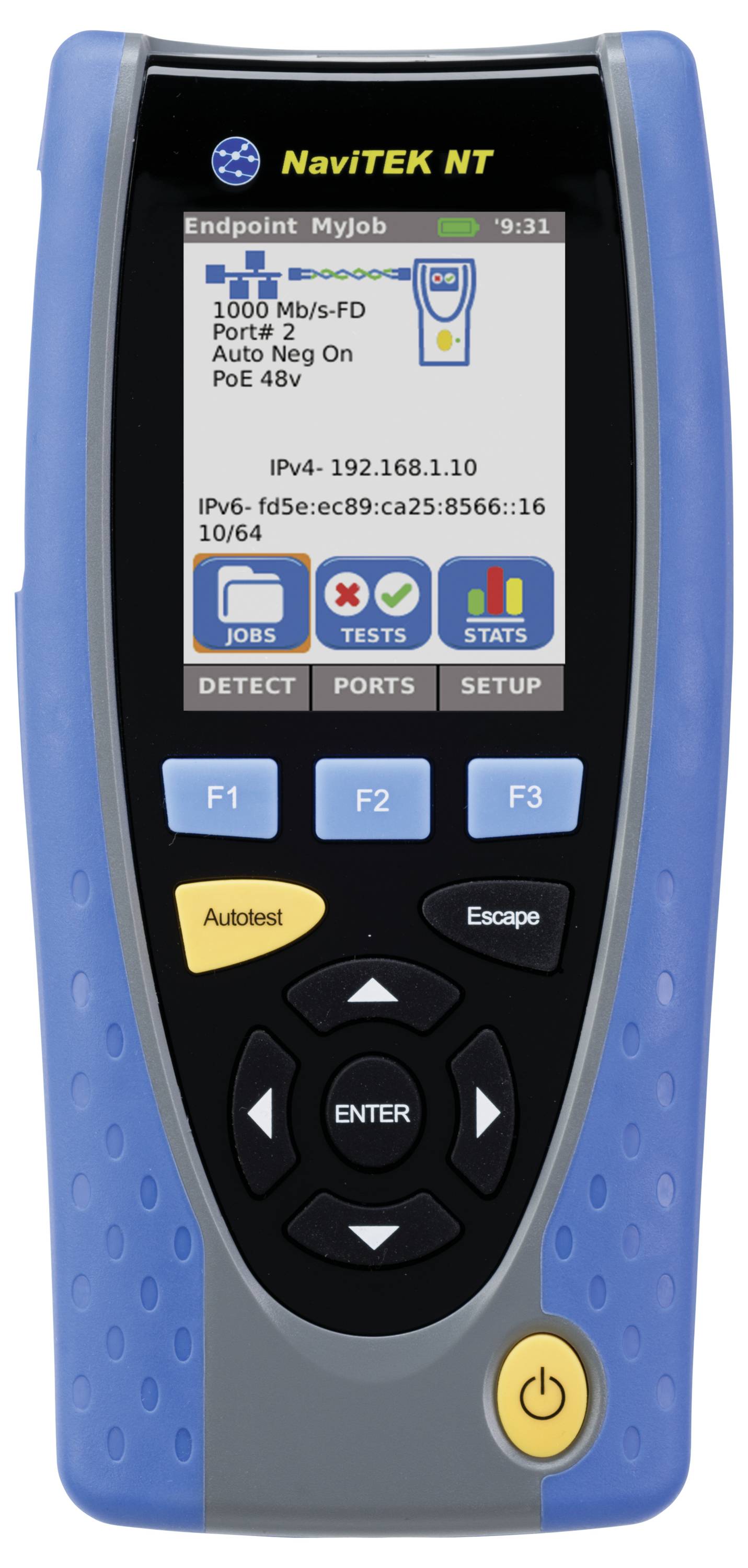 Handtester voor netwerkanalyse, toont testresultaten op display. Hoofdmenu met opties: 'Jobs', 'Tests', 'Setup'. Verbindingsdetails en IP-adres zichtbaar.