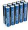 Acht blauwe en zilveren lithium-industriële batterijen, rechtop staand in twee rijen. Ze tonen plus- en minsymbolen.