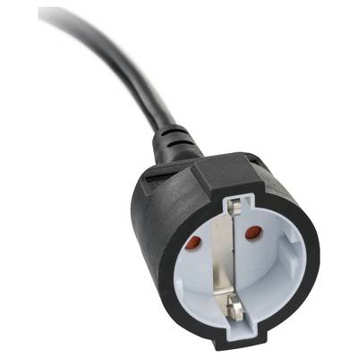 Vergroting van een zwarte elektrische stekker met een ronde Europese-stijl socketconnector en bijgevoegde kabel op een witte achtergrond.