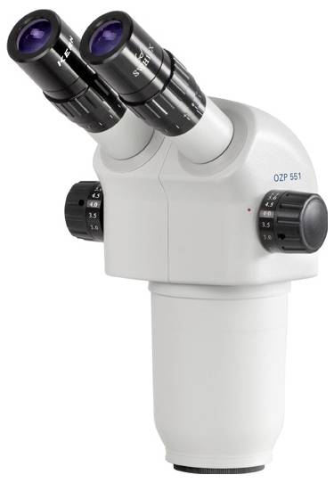 Een binoculaire microscoopkop met twee oculairs en instelwielen, model 'OZP 551', voor vergroting en observatie van monsters.