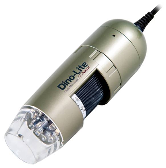 Een draagbare digitale microscoop met het label 'Dino-Lite', voorzien van LED-verlichting rond de lens, gebruikt voor het vergroten van kleine objecten voor nauwkeuriger onderzoek.