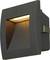 Zwarte, vierkante wandlamp met warmwitte LED-verlichting die naar beneden schijnt. Modern design voor binnen- of buitenruimtes.